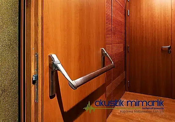 Ses Yalıtımlı Akustik Kapı