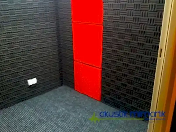 Ses Geçirmez Akustik Kabin