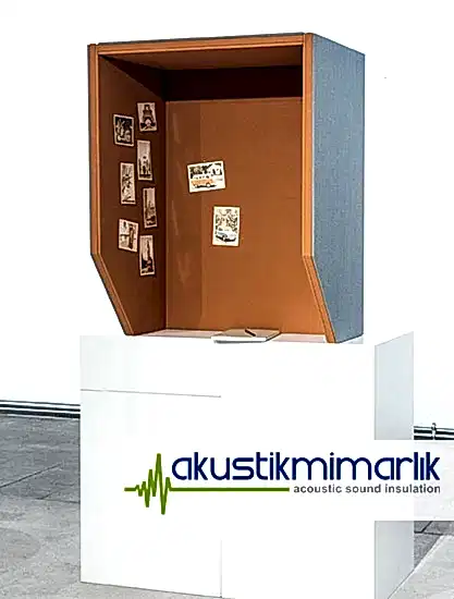 telefon görüşme kabini