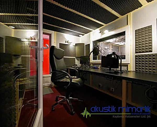 Akustik Piramit Sünger Stüdyo Ses Yalıtımı